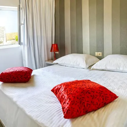 Rent this 5 bed house on Grad Omiš in Split-Dalmatia County, Croatia