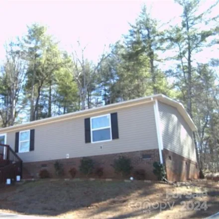 Buy this studio apartment on 3132 Bear Trail Drive in Caldwell County, NC 28645