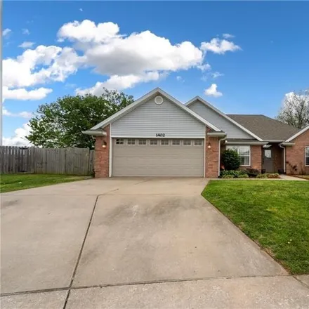 Buy this 3 bed house on 1402 East Freedom in Siloam Springs, AR 72761