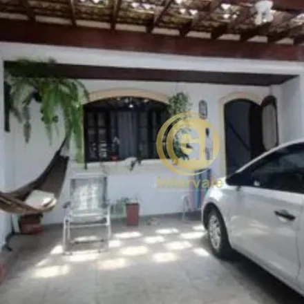 Buy this 2 bed house on Avenida Professora Adaly Coelho Passos in Ipiranga, Caraguatatuba - SP