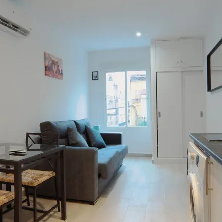 Rent this studio apartment on Puntadas De Oro in Calle de Francos Rodríguez, 28039 Madrid
