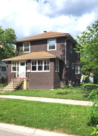 Buy this 3 bed house on 810 South Lyman Avenue in Oak Park, IL 60304