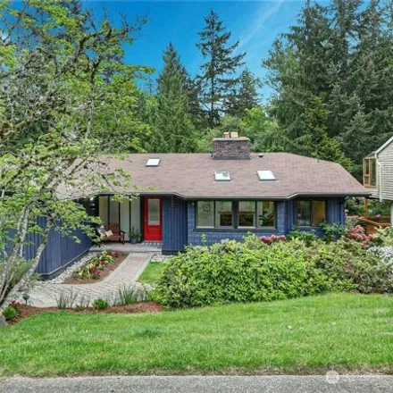 Image 1 - 4670 152nd Place Southeast, Hilltop, Bellevue, WA 98006, USA - House for sale