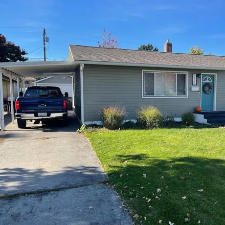 Buy this 3 bed house on 1220 3rd Street in Clarkston, WA 99403