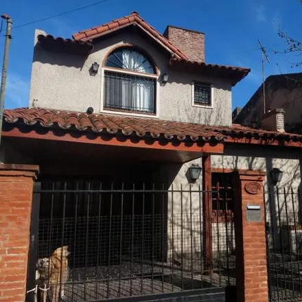 Buy this 3 bed house on Edison 1149 in Martínez Oeste, Martínez