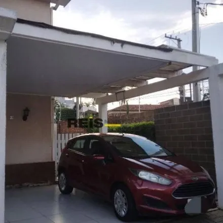 Buy this 3 bed house on Rua Elias Rodrigues Claro in Chácara São João, Sorocaba - SP