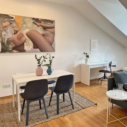 Rent this 1 bed apartment on Bleichstraße 38 in 60313 Frankfurt, Germany