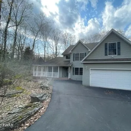 Rent this 3 bed house on 207 Long Ridge Drive in Hemlock Farms, Pike County