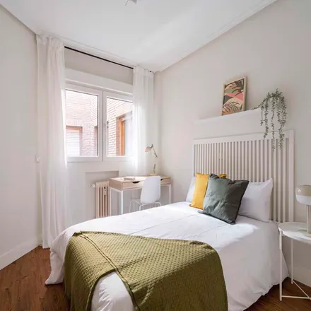 Rent this 1 bed apartment on Calle de Andrés Mellado in 50, 28015 Madrid