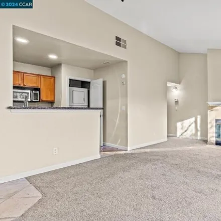 Image 6 - Brigdes at San Ramon Leasing Office, 309 Springfield Drive, San Ramon, CA 94583, USA - Condo for rent