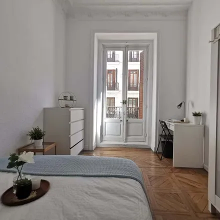 Image 7 - Calle Preciados, 42, 28013 Madrid, Spain - Room for rent