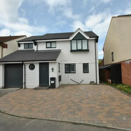Buy this 4 bed house on 7 Little Orchard in Cheddar, BS27 3LS