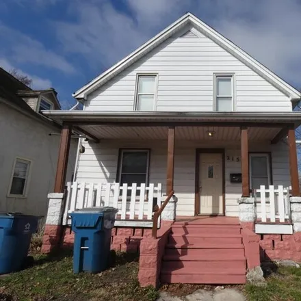 Buy this 3 bed house on 210 West Merchant Street in Kankakee, IL 60901