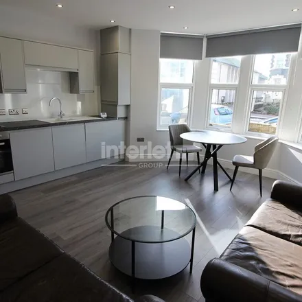 Image 4 - Richmond Road, Cardiff, CF24 3BU, United Kingdom - Apartment for rent