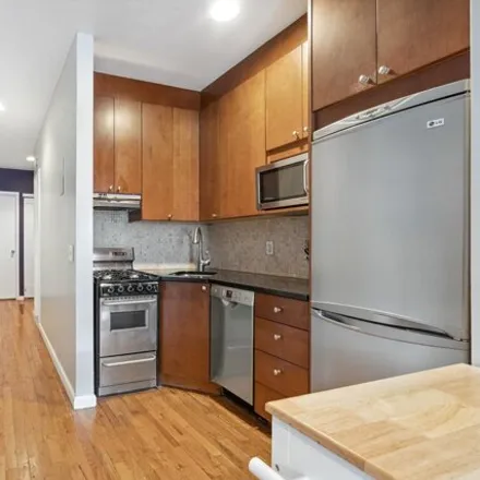 Image 4 - 788 9th Avenue, New York, NY 10019, USA - Apartment for sale