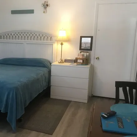 Rent this 1 bed apartment on Venice