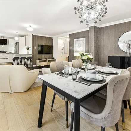 Rent this 3 bed apartment on Pullman Court in Drayton Gardens, London