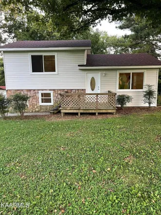 Buy this 3 bed house on 891 Lawrence Street in Etowah, McMinn County