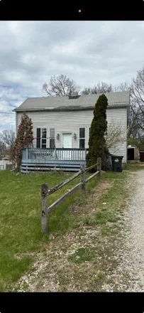 Buy this 4 bed house on 446 Florence Court in Elsmere, Kenton County