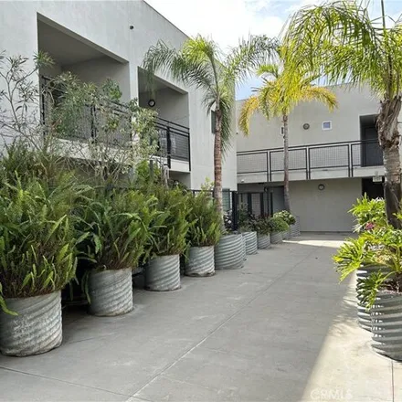 Rent this 1 bed condo on 862 East 4th Street in Long Beach, CA 90802
