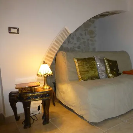 Rent this 3 bed house on Introdacqua in L'Aquila, Italy