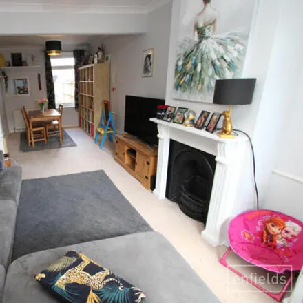 Image 2 - Ludlow Road, Southampton, SO19 2ES, United Kingdom - Townhouse for sale