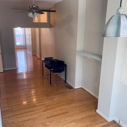 Image 3 - 1816 North Calvert Street, Baltimore, MD 21202, USA - Room for rent