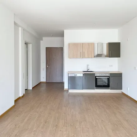 Image 4 - Zahnarzt, Kennedydamm, 40474 Dusseldorf, Germany - Apartment for rent