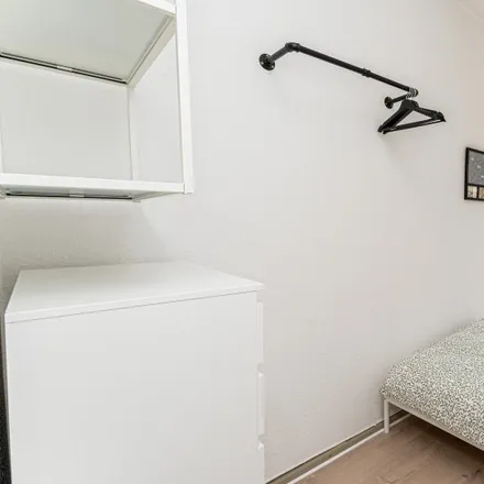 Rent this 7 bed room on Friedlander Straße 137A in 12489 Berlin, Germany