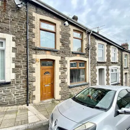 Buy this 3 bed townhouse on West Street in Abercynon, CF45 4SS