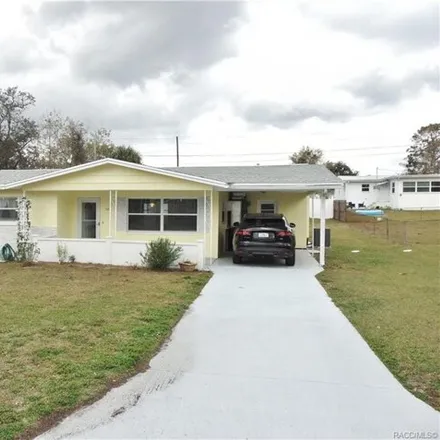 Buy this 2 bed house on 38 South Lee Street in Beverly Hills, Citrus County