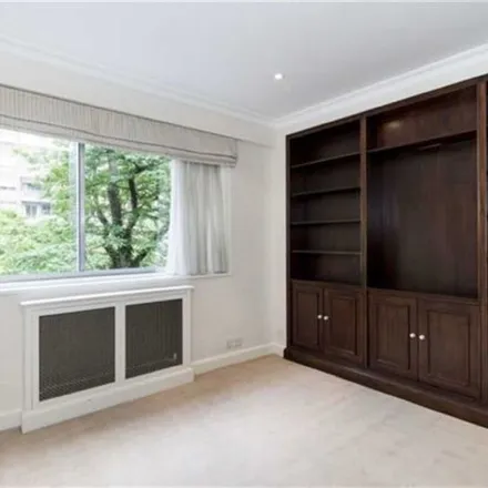 Rent this 4 bed townhouse on 6 Cambridge Square in London, W2 2PS