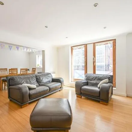 Buy this 3 bed apartment on Prospect Place in Wapping Wall, Ratcliffe