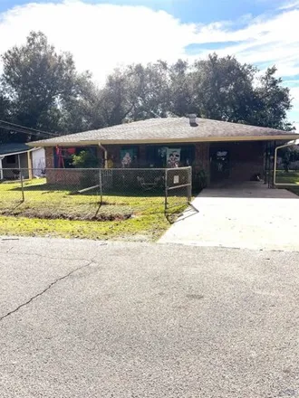Buy this 3 bed house on 400 Clifton Street in Acadian Villa, Terrebonne Parish