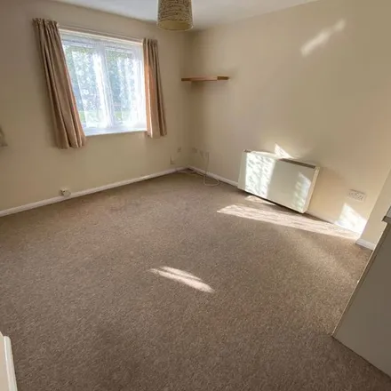 Image 2 - 2 Webbs Wood Road, Bradley Stoke, BS32 8BJ, United Kingdom - Apartment for rent