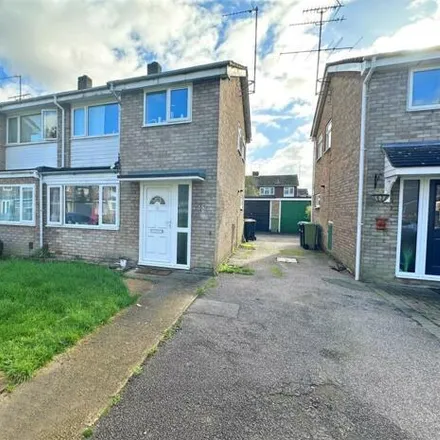 Buy this 3 bed duplex on Bettina Grove in Bletchley, MK2 3AW