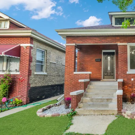 Buy this 3 bed house on 5407 South Spaulding Avenue in Chicago, IL 60629