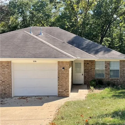 Rent this 3 bed duplex on 10 Holly Drive in Bentonville, AR 72712
