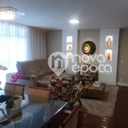 Buy this 3 bed apartment on Colégio La Salle Abel - Ensino Médio in Rua Doutor Paulo César, Pé Pequeno