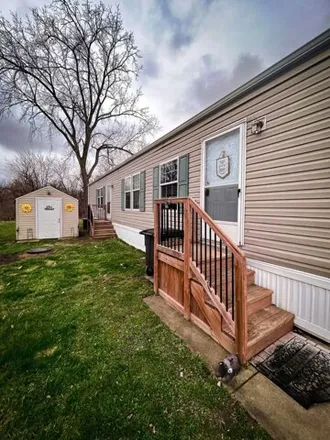 Buy this studio apartment on 1843 Garden Drive in Monroe Charter Township, MI 48161