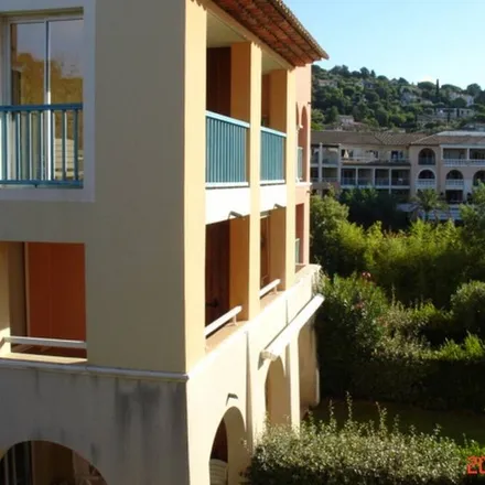 Image 7 - 83380 Roquebrune-sur-Argens, France - Apartment for rent
