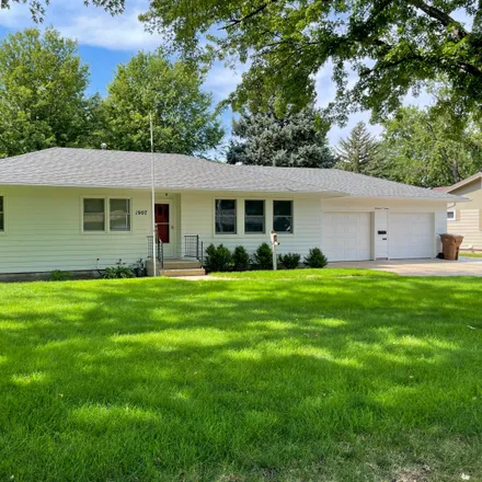 Buy this 3 bed house on 1907 McClellan Drive in Huron, SD 57350