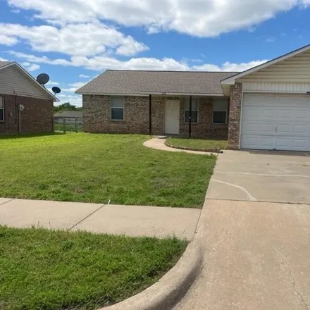 Rent this 3 bed house on 265 Bobbie Ann Court in Granbury, TX 76049