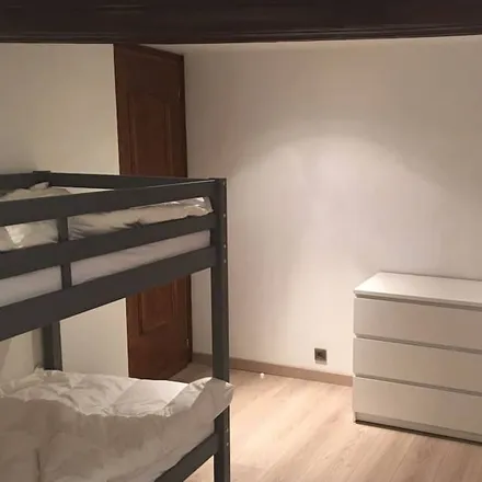 Rent this 3 bed house on Obermodern-Zutzendorf in Bas-Rhin, France