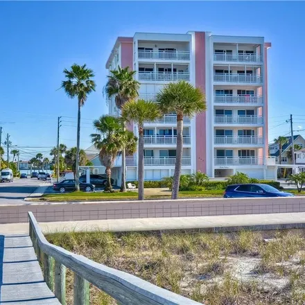 Image 4 - Castle Hotel, 401 Gulf Way, Saint Pete Beach, Pinellas County, FL 33706, USA - Condo for rent