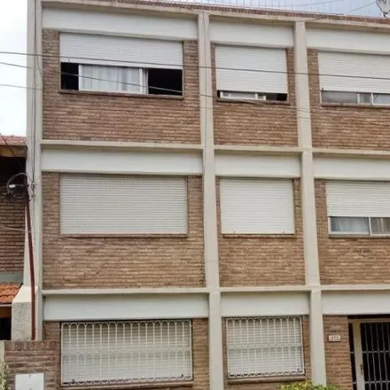 Buy this 2 bed apartment on Benjamín Sáenz Valiente 438 in Martínez Oeste, 1640 Martínez
