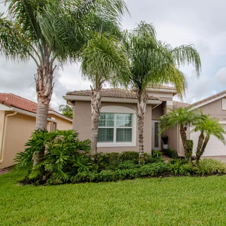 Rent this 2 bed house on 1102 West Mountain Drive in Palm Beach County, FL 33406