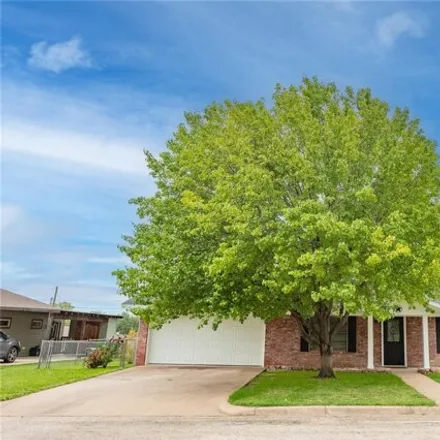 Buy this 2 bed house on 936 South Avenue K in Clifton, TX 76634
