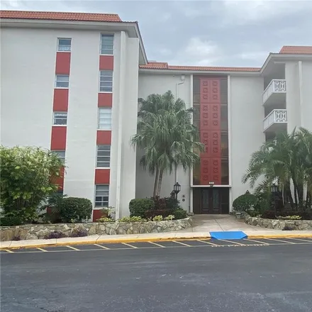 Buy this 2 bed condo on 2630 Pearce Drive in Clearwater, FL 33764