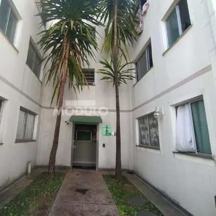 Buy this 2 bed apartment on Avenida dos Ferreiras in Jardim California, Uberlândia - MG